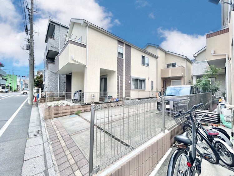 外観 ライフプランニングからローンまで、一貫してご説明させていただきます。お気軽にお問い合わせくださいませ。