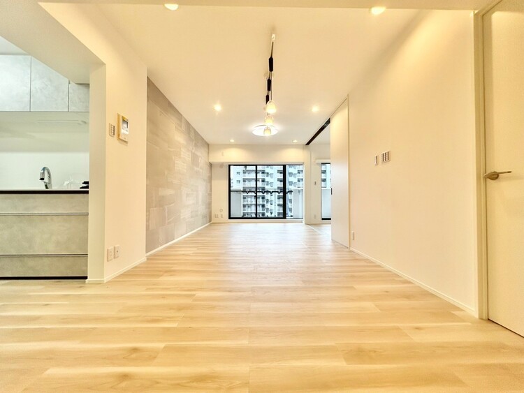 居間 豊かな居住性と、安心感を満たすクオリティが見事に調和した住空間。