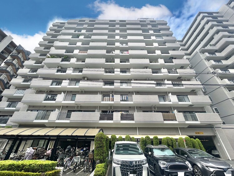 外観 資料には掲載していない情報が、現地にはたくさんあります。是非一度、現地をご確認ください。