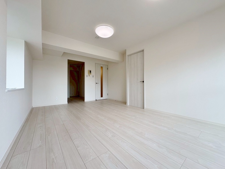 居間 豊かな居住性と、安心感を満たすクオリティが見事に調和した住空間。