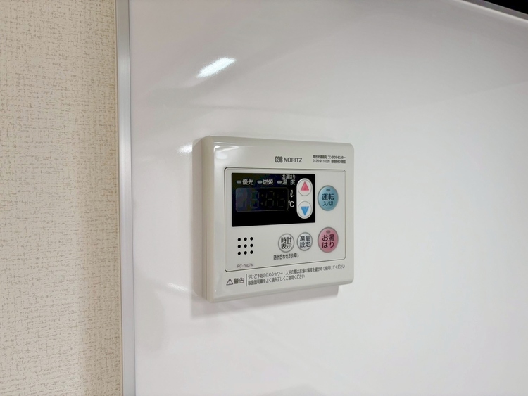 設備 見やすい画面で操作しやすい給湯パネルです。