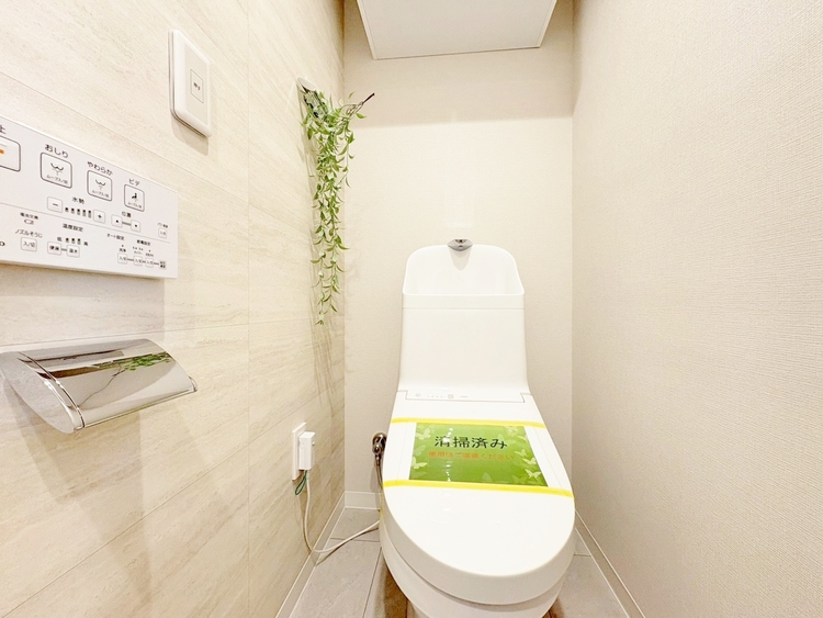 トイレ 暮らしの中のさりげないひとときの快適さにも、こだわりを、持って設備を配しております。