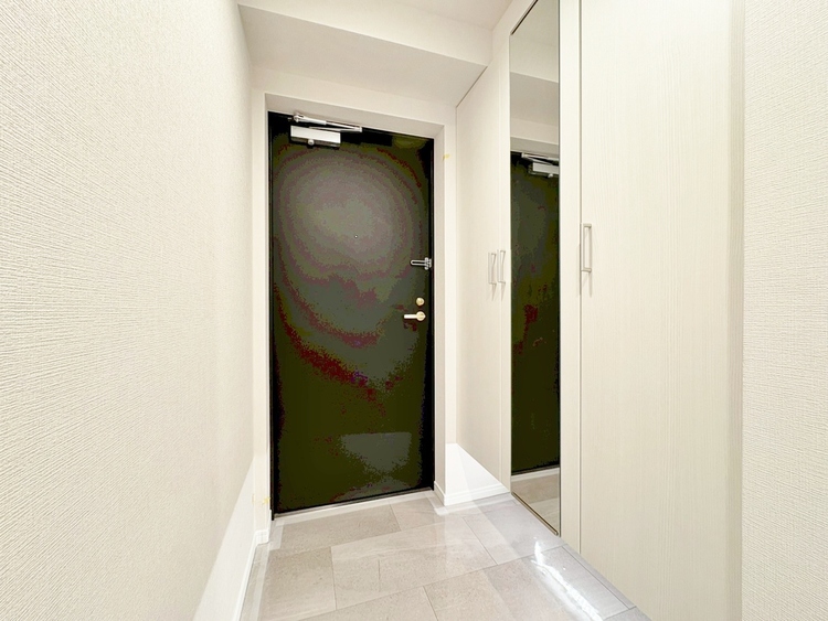 玄関 シューズボックスを完備した玄関です。