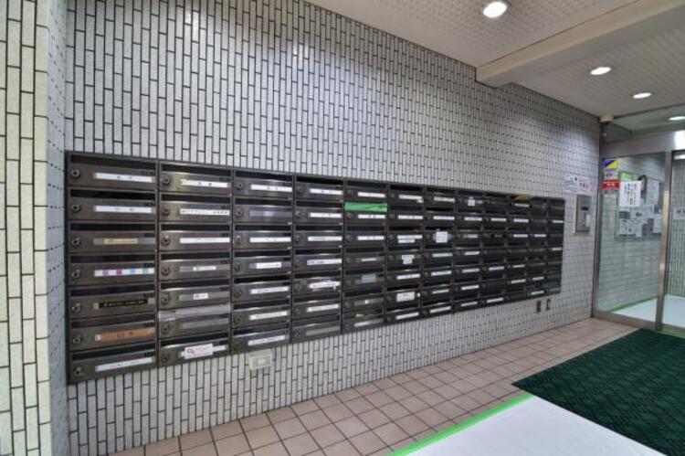その他 不在時でも安心の大容量メールボックス。大切な郵便物をしっかりと守ります。 