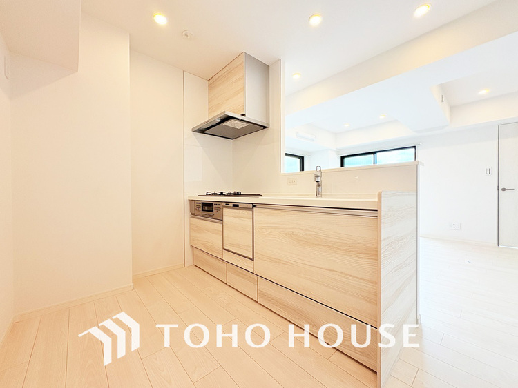 キッチン シンプルな部屋の雰囲気に溶け合うナチュラルキッチン