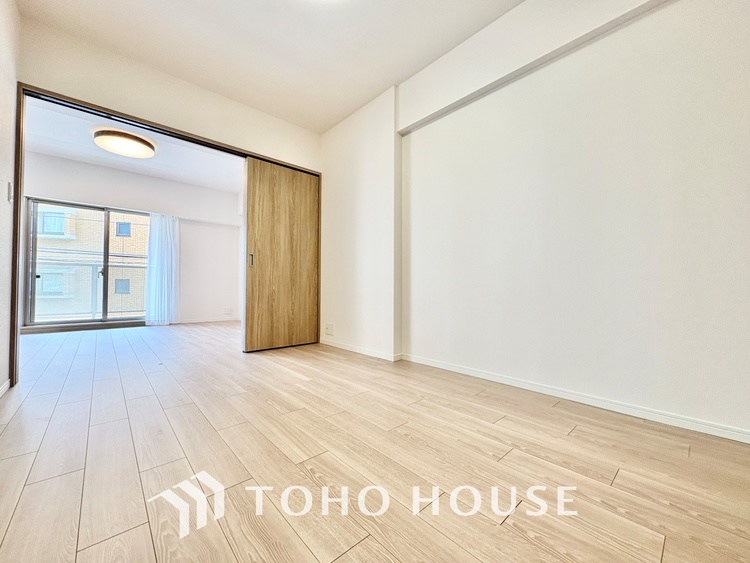 その他 感性を育むプライベートルームはシンプルでスマートな空間