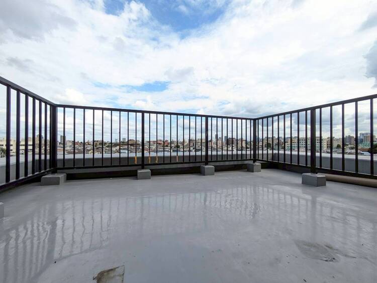 その他 朝の澄んだ空気や、夕方に吹く清々しい風を感じられるバルコニー。