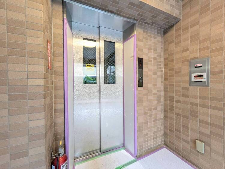 その他 エレベーター完備のため荷物が多くなっても安心。