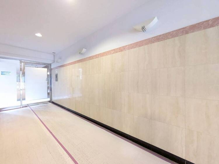 その他 館内は静寂な中が保たれており、管理が行き届いている印象を受けました。