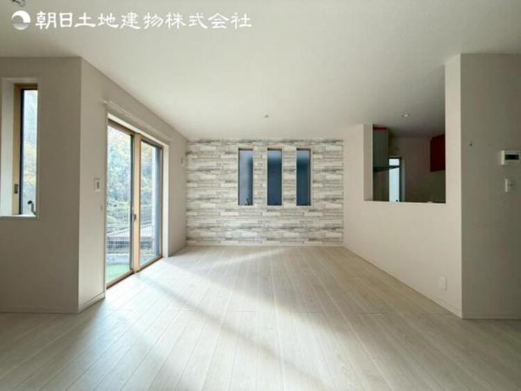 居間 すぐの見学や資料請求などお気軽にお問い合わせお待ちしております