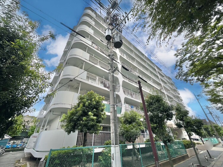 外観 資料には掲載していない情報が、現地にはたくさんあります。是非一度、現地をご確認ください。