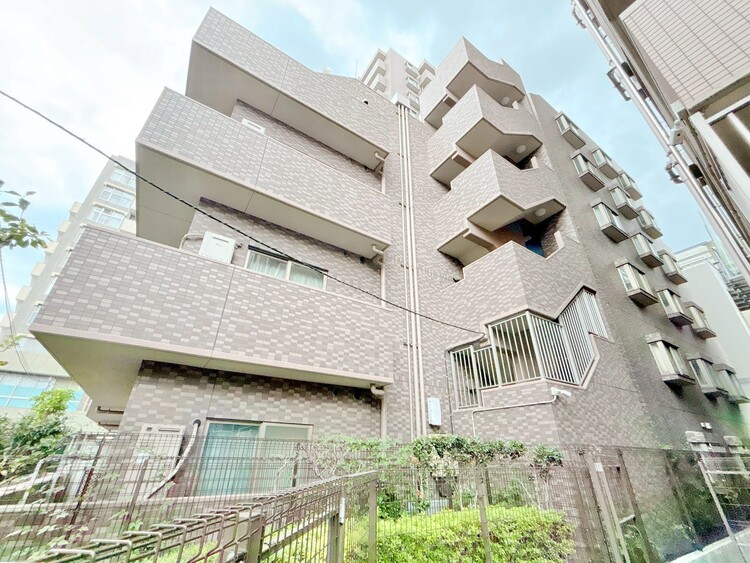 外観 現地に足をお運びいただいた際には、周辺散策などをお勧めいたします。