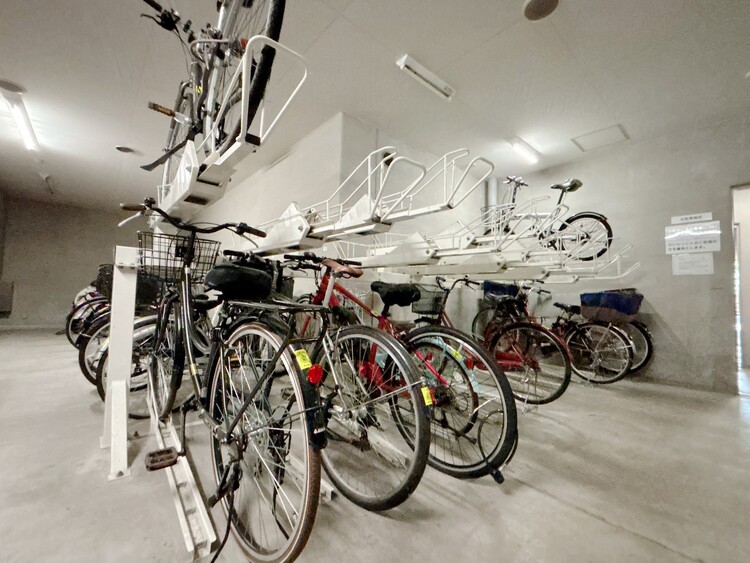 その他 きちんと整備された駐輪場。住む方の心遣いが感じられます。