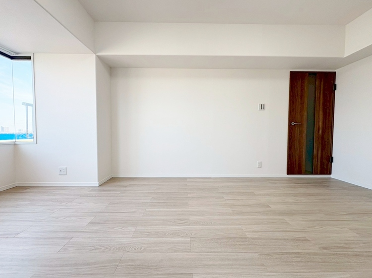 居間 飾り過ぎないシンプルな内装と偏り過ぎないデザインで統一しました。