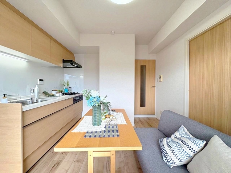 居間 過ごす時間が、たくさんの思い出として紡がれていく場所。