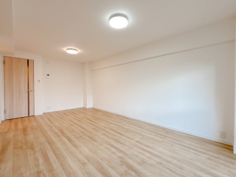 居間 快適に過ごす毎日を求めて、暮らしの中でご自身の「マイホーム」に創り上げてください。