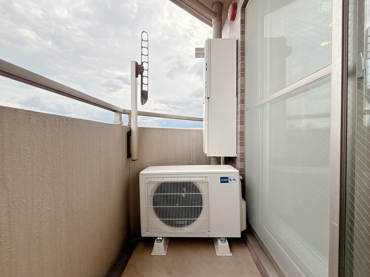 バルコニー 暮らしの中で、光と風を演出してくれるバルコニー。