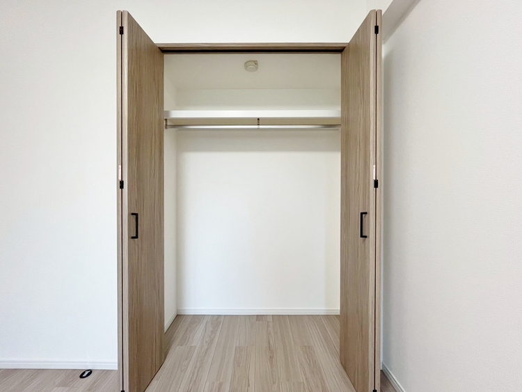収納 居室にはクローゼットがあり、荷物もスッキリ収納して快適にお過ごしいただけます。