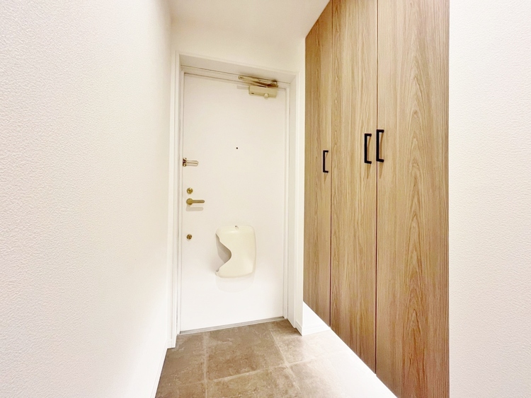 玄関 シューズボックスを完備した玄関です。