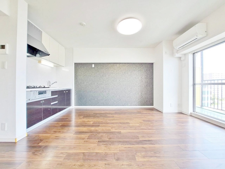 居間 過ごす時間が、たくさんの思い出として紡がれていく場所。