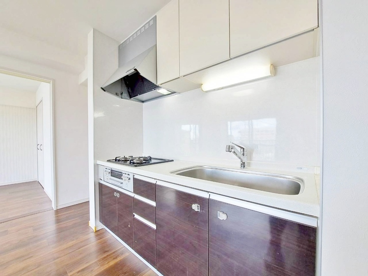 キッチン 洗練されたスタイリッシュなデザイン性と使いやすさを備えた仕様。