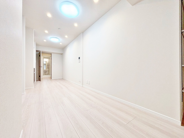 居間 快適に過ごす毎日を求めて、暮らしの中でご自身の「マイホーム」に創り上げてください。