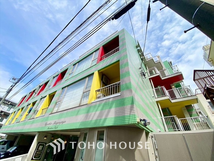 外観 現在改装中◆煌びやか◆愛おしい家族との団欒の時間をより一層幸せなものに感じさせる煌びやかなLDK。輝かしい毎日が待っています。