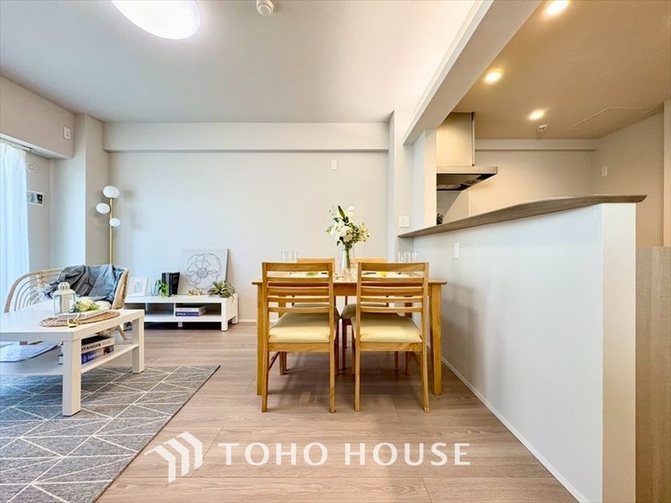 内装 【LIVING】◆家族◆愛する家族を一目で見渡せる。家族が集う空間。永遠に続く幸せな毎日を、ここで。