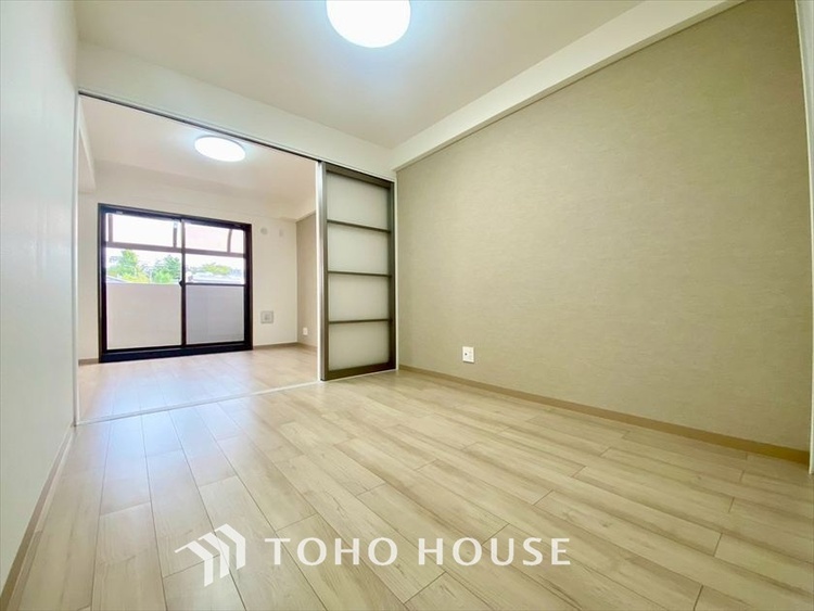 内装 【PRIVATE ROOM】◆快適◆な暮らしに不可欠な収納スペース。快適さとともに思い出も詰まっていく。