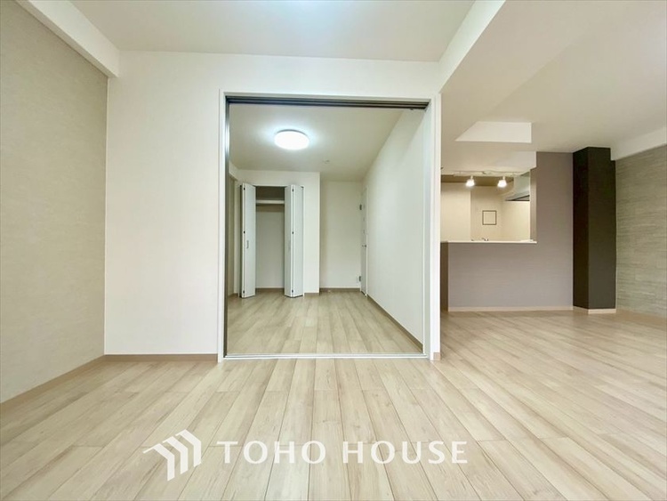 内装 【LIVING】◆simple is best◆無駄のない綺麗なつくりのリビングルームであなただけの暮らしを。