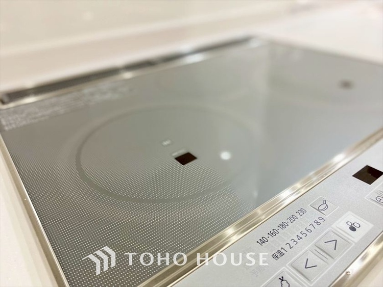 キッチン 【KITCHEN】◆家族のおはよう◆の声を笑顔で迎えてあげられるシステムキッチン。朝ごはんが楽しみでちょっと早起きしたくなるんです。