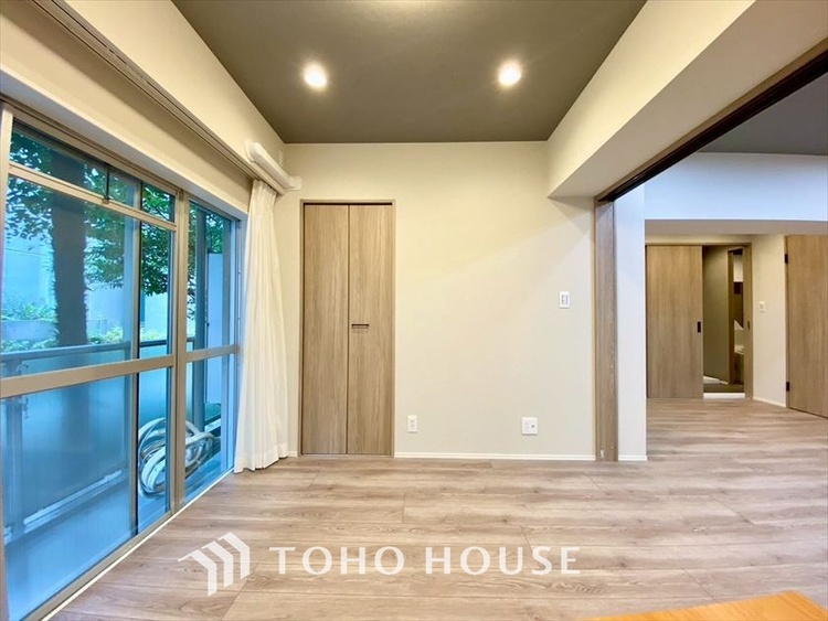 内装 【LIVING】◆家族◆愛する家族を一目で見渡せる。家族が集う空間。永遠に続く幸せな毎日を、ここで。