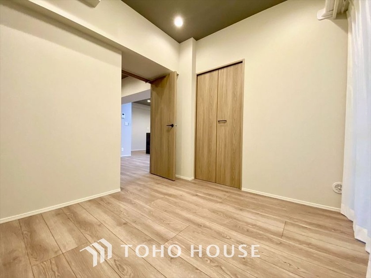 内装 【PRIVATE ROOM】◆属毛離裏◆子は父を手本とし、母に愛育されて成長する。家族の深い繋がり。いつまでも大切にしたい。