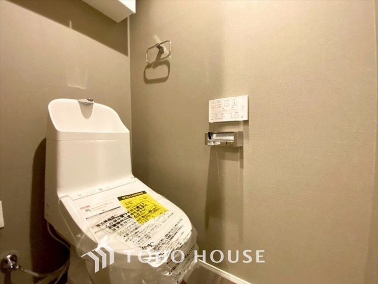 トイレ 【TOILET】◆快適◆な生活に不可欠。節水型の高性能トイレを新設。