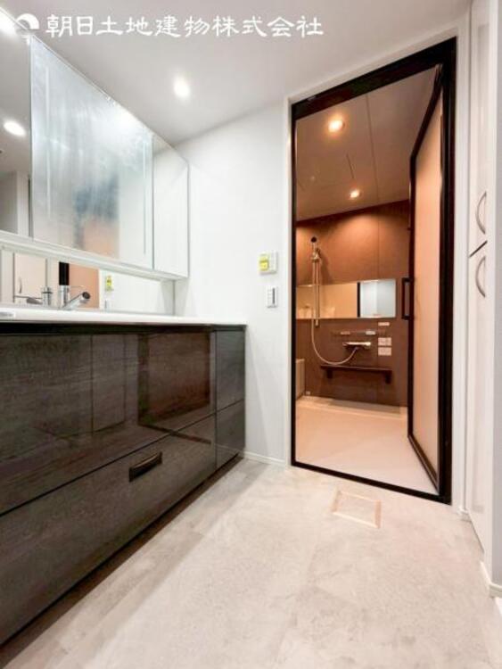 洗面 すぐのご見学予約や資料請求などお気軽にお問い合わせお待ちしております