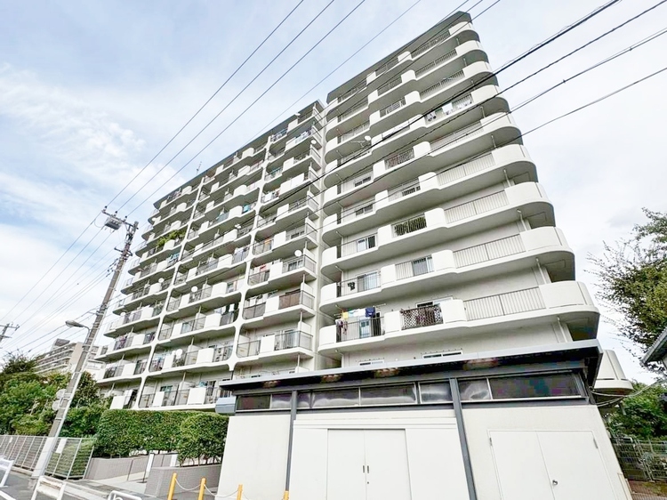 外観 ライフプランニングからローンまで、一貫してご説明させていただきます。お気軽にお問い合わせくださいませ。