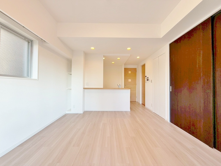 居間 豊かな居住性と、安心感を満たすクオリティが見事に調和した住空間。