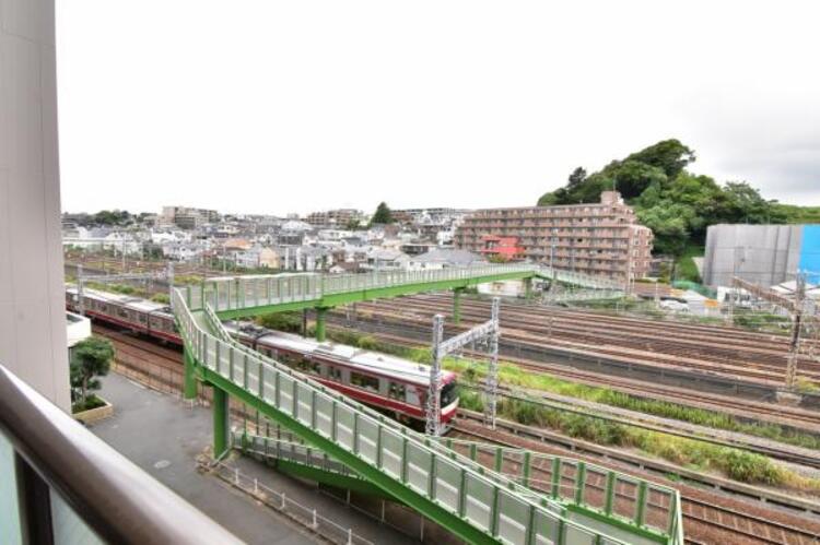 その他 この街ならではの美しい風景と、ここから紡がれる物語が始まります。 