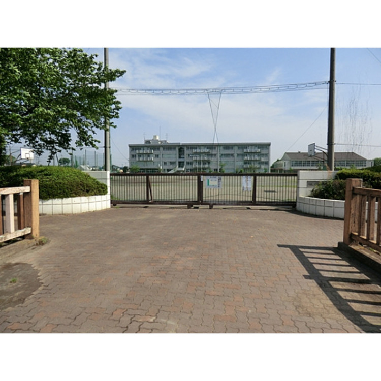 周辺 大東西中学校(約802m)