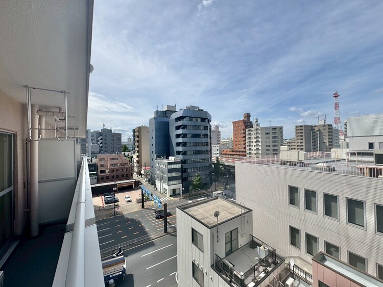 その他 眺望や窓からの景色が良いと、家で過ごす時間も快適です。