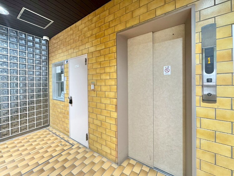 その他 エレベーター完備のため荷物が多くなっても安心。