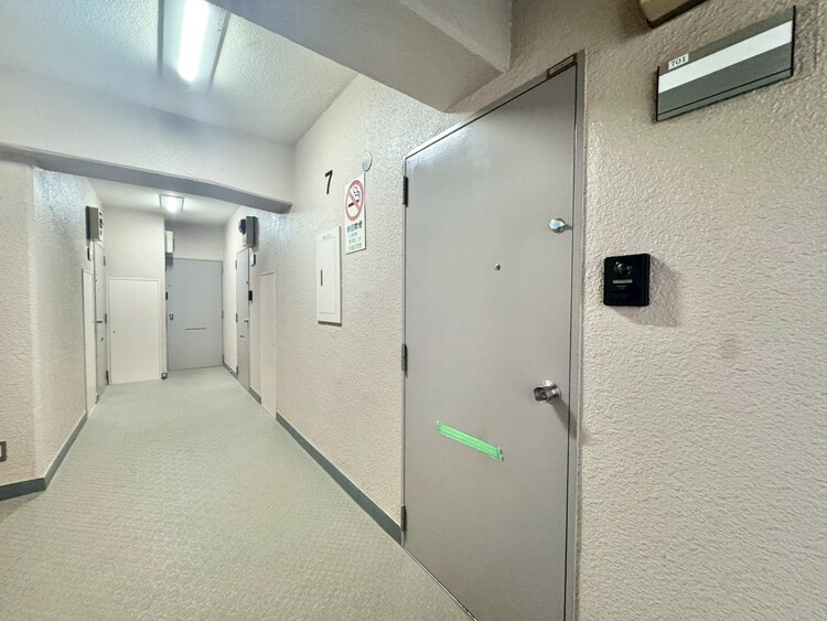 その他 清潔感のある落ち着いた雰囲気の玄関です。