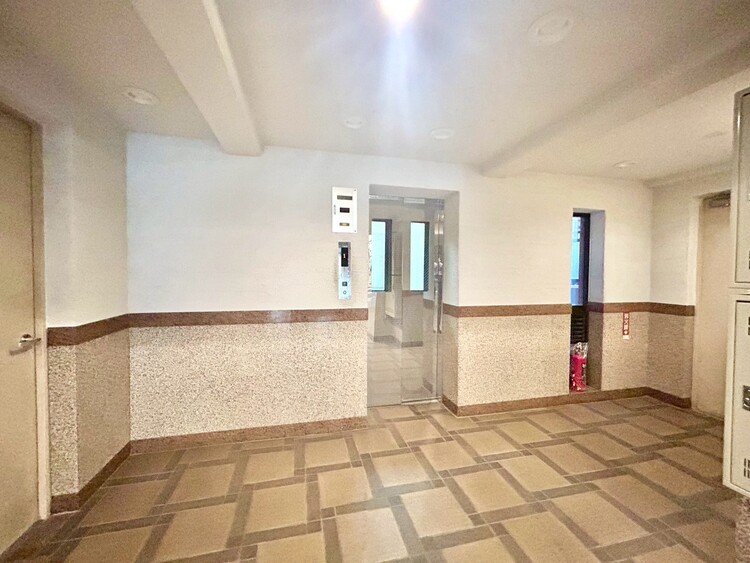 その他 エレベーター完備のため荷物が多くなっても安心。