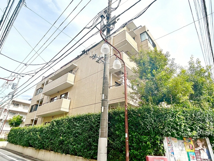 その他 飽きのこないシンプルモダンな外観です。