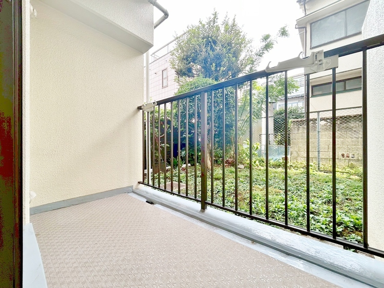 その他 朝の澄んだ空気や、夕方に吹く清々しい風を感じられるバルコニー。