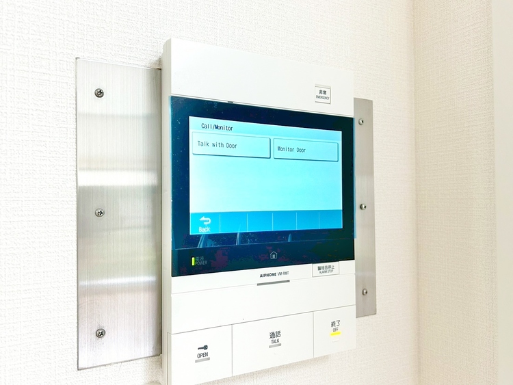 その他 誰が来てもわかる様にモニター付きインターホンを設置。