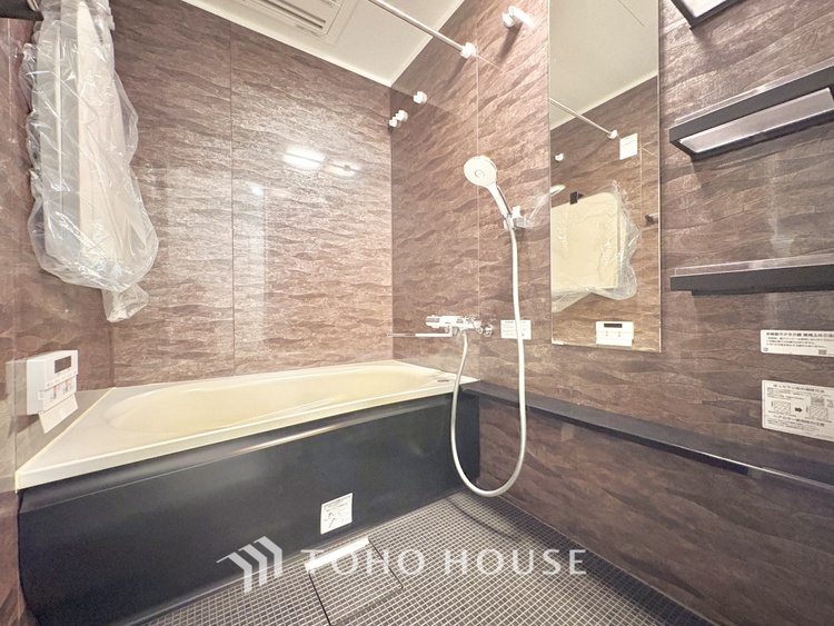 風呂 浴室は一日の疲れを癒す特別な空間。清潔感と快適性で心身ともにリフレッシュできます。