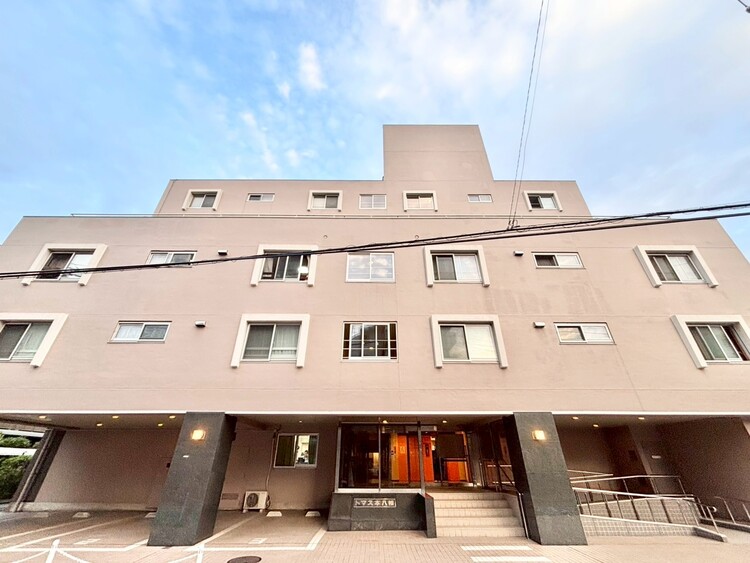 外観 飽きのこないシンプルモダンな外観です。