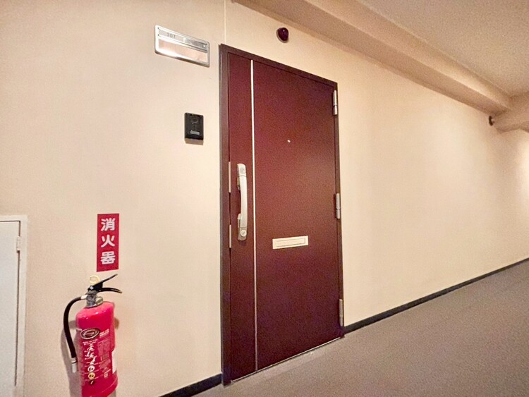 玄関 清潔感のある落ち着いた雰囲気の玄関です。