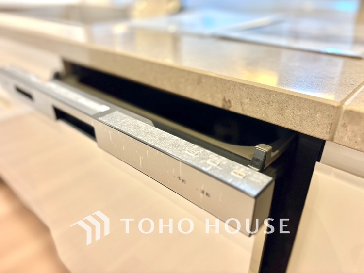 キッチン 【KITCHEN】◆Happy◆愛情たっぷりのお料理で家族にHappyを。システムキッチンがあなたをサポートしてくれます。